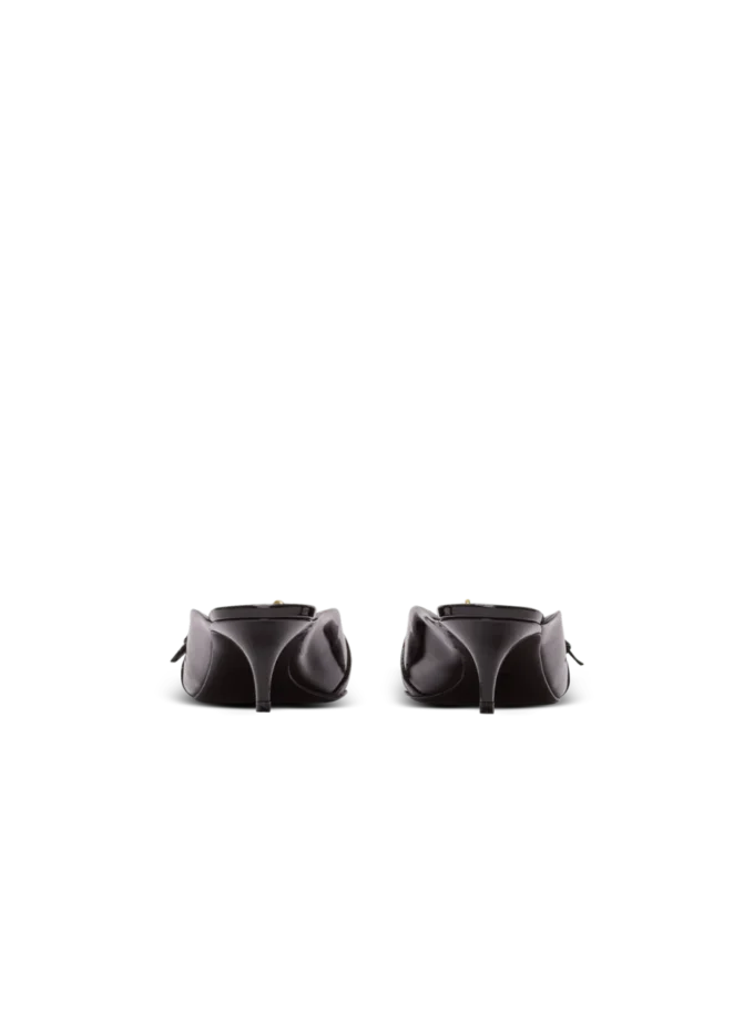 Sync patent leather mules with pointed toe Sync patent leather mules with pointed toe
