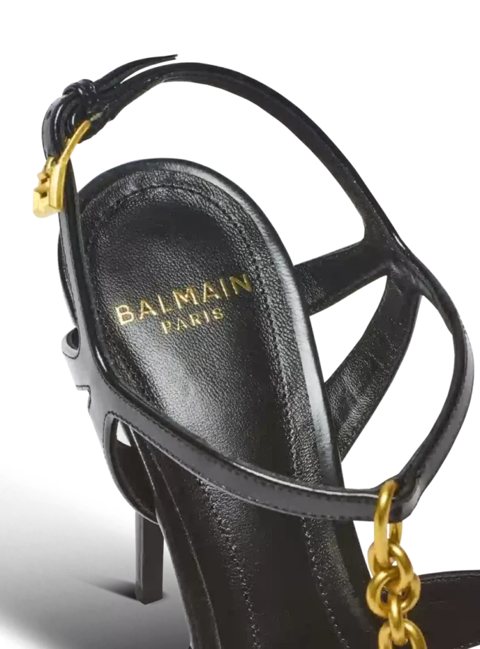 Sync platform sandals in patent lambskin