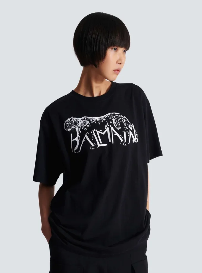 T-shirt with leopard print T-shirt with leopard print