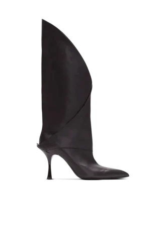 Twist heeled leather boots