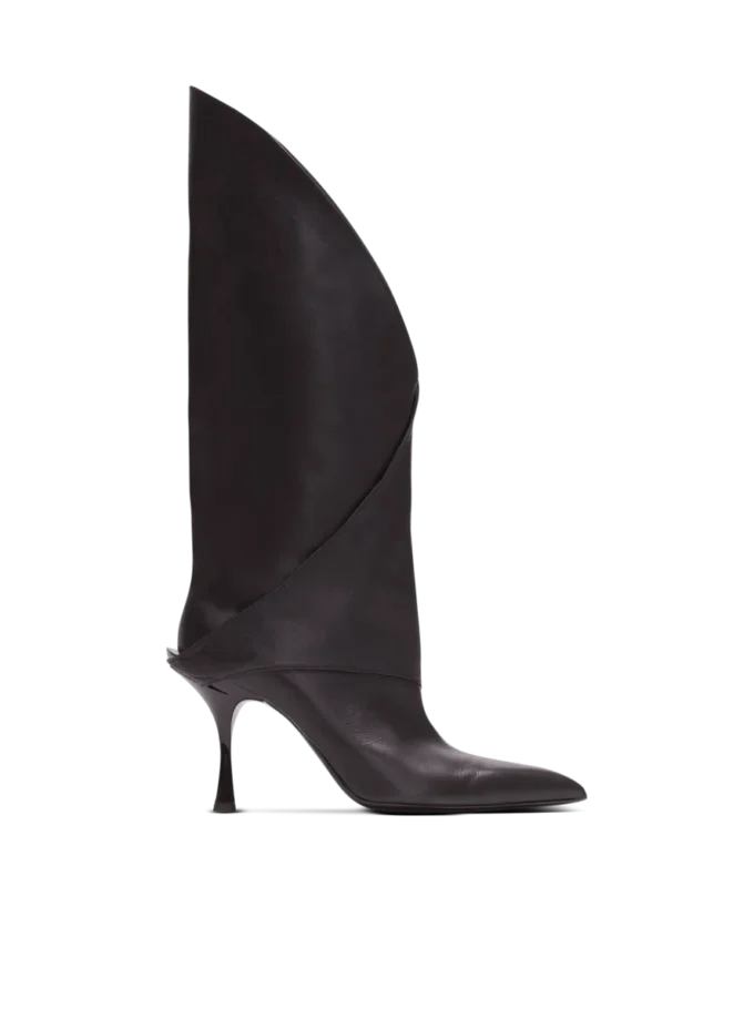 Twist heeled leather boots Twist heeled leather boots