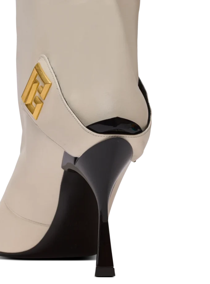 Twist heeled leather boots Twist heeled leather boots