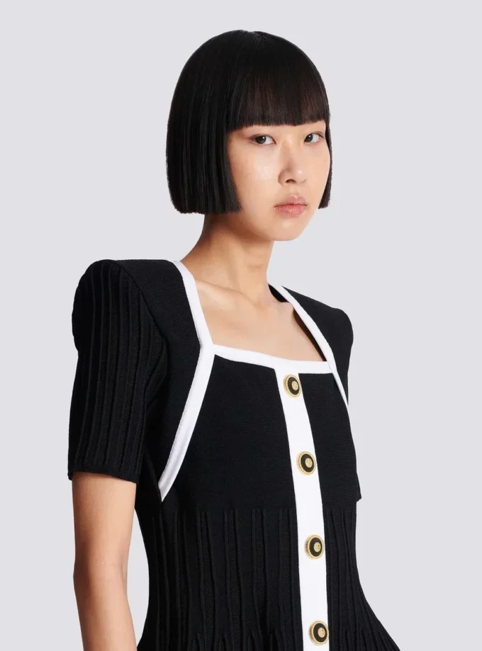 Two-tone A-line knit dress Two-tone A-line knit dress