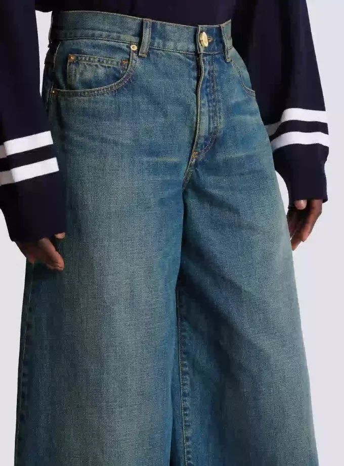 Wide-leg faded denim jeans Wide-leg faded denim jeans
